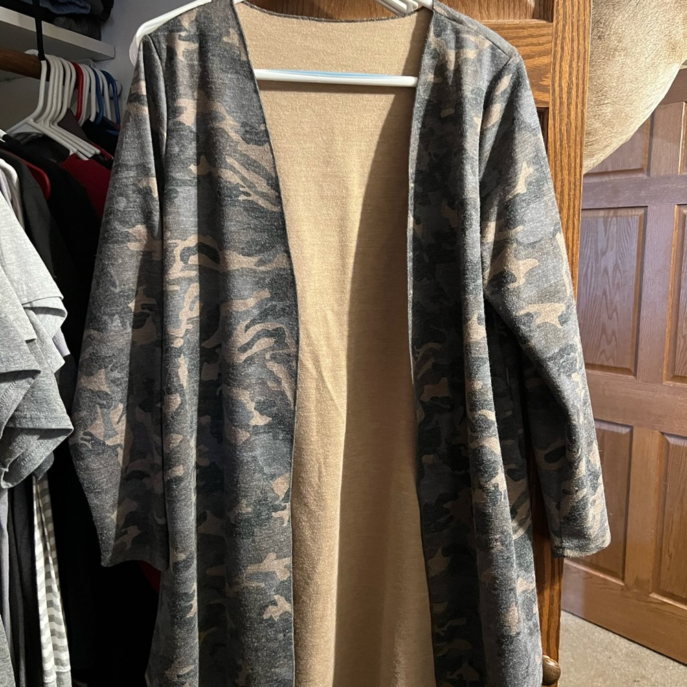 Women’s Cardigan camouflage